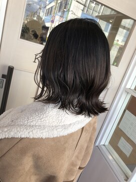 コレロ ヘアー(KORERO hair) ミディアムウルフ