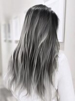 オーブ ヘアー ネージュ 長野店(AUBE HAIR neige)&nbsp;【AUBE HAIR】ホワイトグレーハイライト_シースルーストレート