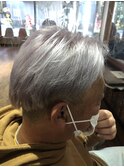 シルバーホワイト