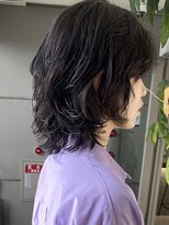 レア(LEA)&nbsp;ミディアムレイヤー×パーマスタイル×ダークカラー