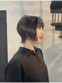 前下がりショートウルフ