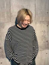 コワファースト長崎シャンプーボーイ 2nd(COIFF1RST 長崎 SHAMPOO BOY) 中村公紀 ブリーチ