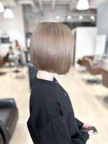 イルファ セイユウ 上野芝店(ehl:fa SEIYU)&nbsp;ミニボブ×ミルキーベージュ【ブリーチ必要】