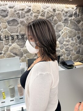 リュストル 町田(LUSTRE) 大人細めハイライト