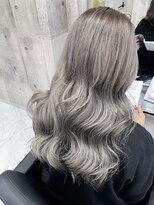 アエラバイトゥルークリエイション(AERA by True Creation)&nbsp;シルバーカラー