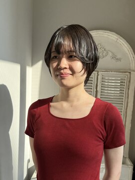 ザザ 高田馬場(ZA/ZA) 顔まわりの動きで印象チェンジ！大人かわいいショート