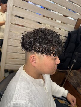 ヴェルゴ(vellgo) 波巻きプードルパーマ