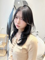 ラクシア(LucxiA) 韓国ヘア/レイヤーカット/顔まわりカット/Instagram @ken__gucci