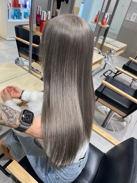 サイ(sai) 春におすすめのグレージュ