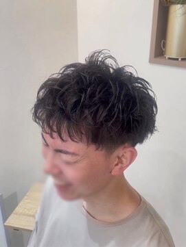紡 メンズ縦落ちパーマ