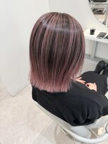 ネリ(NERi)&nbsp;30代40代50代におすすめ☆艶感ピンクバレイヤージュ
