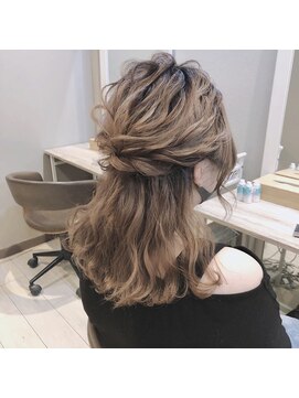 ヘアセットサロン ミント(Hair set salon MINT) ルーズツイストハーフアップ