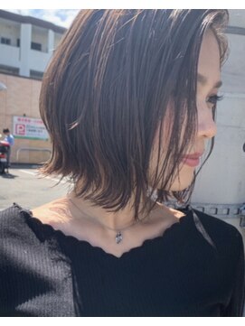 ホロホロヘアー(Hair) 切りっぱなしボブスタイル