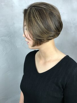 クラシカ(classika) ☆外国人風スリークミニボブ☆