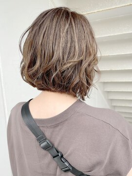 ルーファス 恵比寿 渋谷(Ruufus) ハイトーンハイライト前下がりボブ【Ruufus恵比寿渋谷】3157ｄ