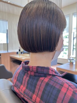ハナヘアービューティーアンドネイル(hana×hari BEAUTY&NAIL) ミニボブ
