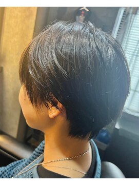 カスミ 霞(KASUMI) コンパクトショート。　20代/30代/ショート/学生