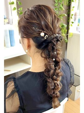 ジェネータ 新横浜店(GENETA) 編みおろし【ヘアセット/新横浜】