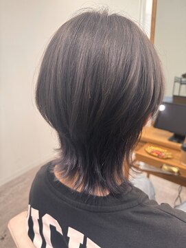 シロ(shiro.) スタイリング簡単ウルフカット