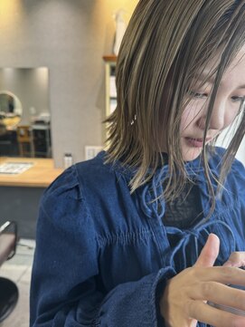 ヌル ヘア デザイン(nullus hair desigh) 切りっぱなしボブ×オリーブベージュ