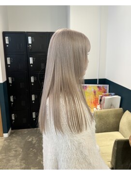 ヘアーブレイス(hair brace) 矯正履歴ホワイトベージュstylist 聖斗