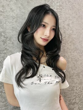 グロー オオミヤ アネックス 大宮(GLROW OMIYA ANNEX) 韓国ヘア くびれヘア ハイレイヤー ハッシュカット 縮毛矯正