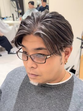 バース 梅田中崎町店(BIRTH) 50代40代白髪ぼかしシルバーメッシュバレイヤージュ