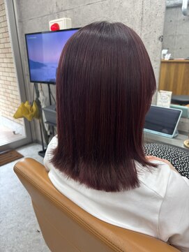 リリィ 千葉(LiLLY) ワインレッド/ミディアムボブ/髪質改善/縮毛矯正