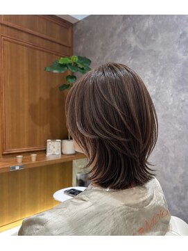 ラメールアヴェダ イオンモール秋田店(Lamelu AVEDA) レイヤーミディアムボブ × 顔周りハイレイヤー