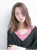 柔らかベージュ