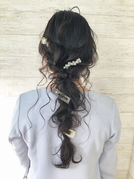 ゼストプラス(ZEST plus) 編みおろしヘアアレンジ♪【ZEST岸】