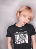 《era》ケアブリーチ　ピンクベージュ　透明感ショート　みわ