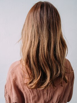 エイル 上大岡店(aile) くびれヘア/デザインカラー/こなれハイトーン[上大岡駅]