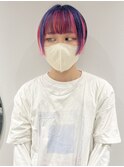 村上/ピンクネイビーブルーブリーチインナーカラー丸みショート