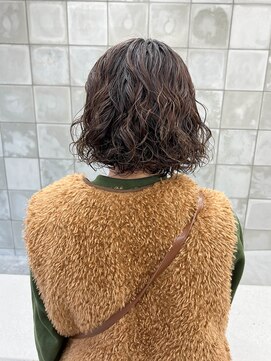 トゥコ(tuco) ボブパーマ　クルクル　ブラウンヘア