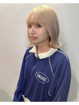 グリッター(Gritter) 外ハネハイトーンボブ