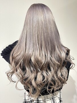 ラビス 浦和(Lovis) 切りっぱなしボブ/エアリーロング/美髪/ピンクブラウン/浦和