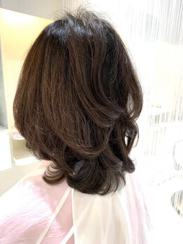 美容室 エアー(air)の写真/大人女性のキレイを応援！ノンアルカリカラー、ハーブカラーも取扱い☆髪本来の艶を引き出し白髪をカバー！