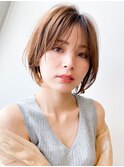 20代30代40代抜け感ショートレイヤーミルクティベージュ