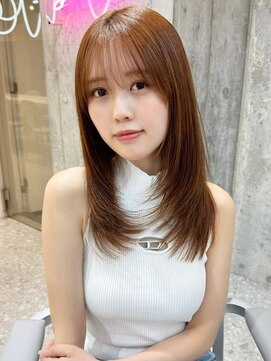 ルームバイシー 新宿(Loom. by Sea) メルティカラー×ウェーブミディアム[似合わせカット/韓国]