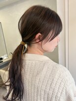 シロ(SiLO)&nbsp;結んだ時の顔まわり＊ゆるふわアレンジ