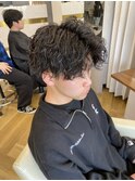 波巻きツイストスパイラルパーマツーブロック刈り上げ