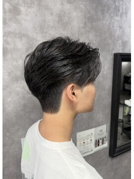 スピン 本八幡(SPIN) スペインカール/スパイキーショート/ブルーブラック/本八幡