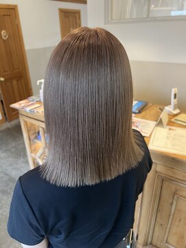 ヘアーデザインサロン スワッグ(Hair design salon SWAG) グレージュ