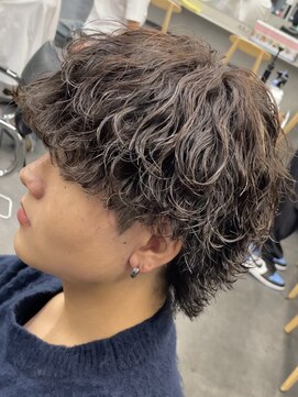 フィフス トウキョウ (fifth TOKYO) 渋谷波巻きパーマメンズカットルーズパーママッシュウルフヘア