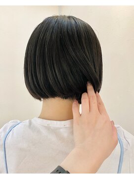 エフ ヘアーアンドリラクゼーション(F. hair & relaxation) 【F.】伸ばしかけにおすすめ!襟足ギリギリ タイト ミニボブ