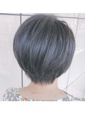 襟足 タイト スッキリ ショートボブ ヘアスタイル