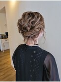ショートボブでもアップヘア