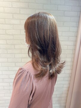 マーリャヘアー(mallia hair) くびれ外ハネセミロング