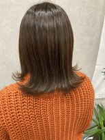 シロトータルデザイン(shiro total design)&nbsp;オリーブカラー×重めロブ